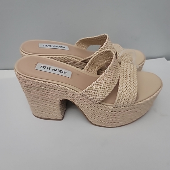 Steve Madden Gianni Woven Platform Sandals - Picture 6 of 10